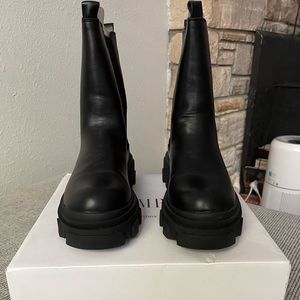 Combat boots worn once with box